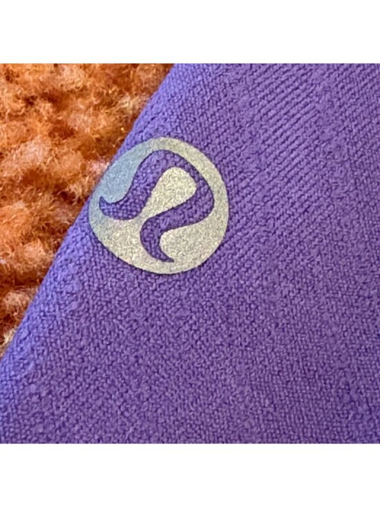 NWOT New Lululemon SenseKnit Running High-Rise Shorts 10" Charged Indigo Size 6 - Picture 8 of 10